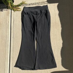 Stylish Black  Halara Stretch Bottoms